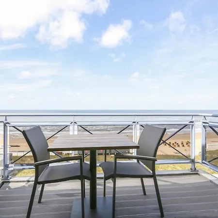 De Trintel Met Zeezicht アパート